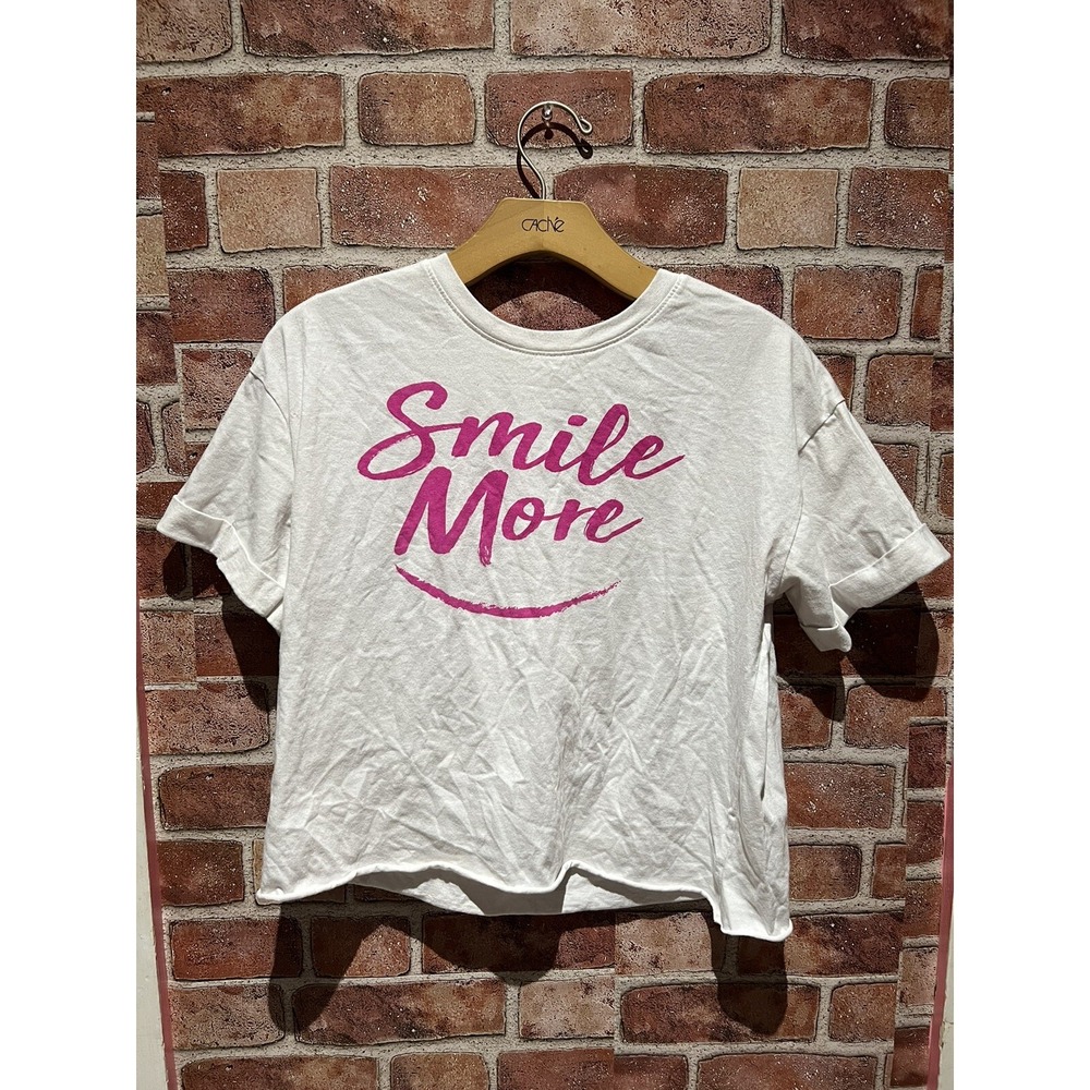 Modern Lux Graphic "Smile More" ShirtTop Women Size‎ M  Short Sleeve Crew Neck